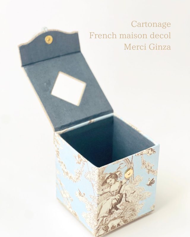 カルトナージュ　銀座　フレンチメゾンデコール　ティッシュボックス (4)